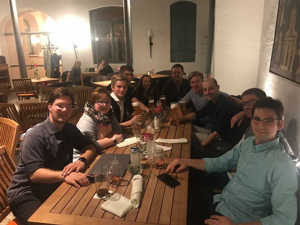 stammtisch01.jpg