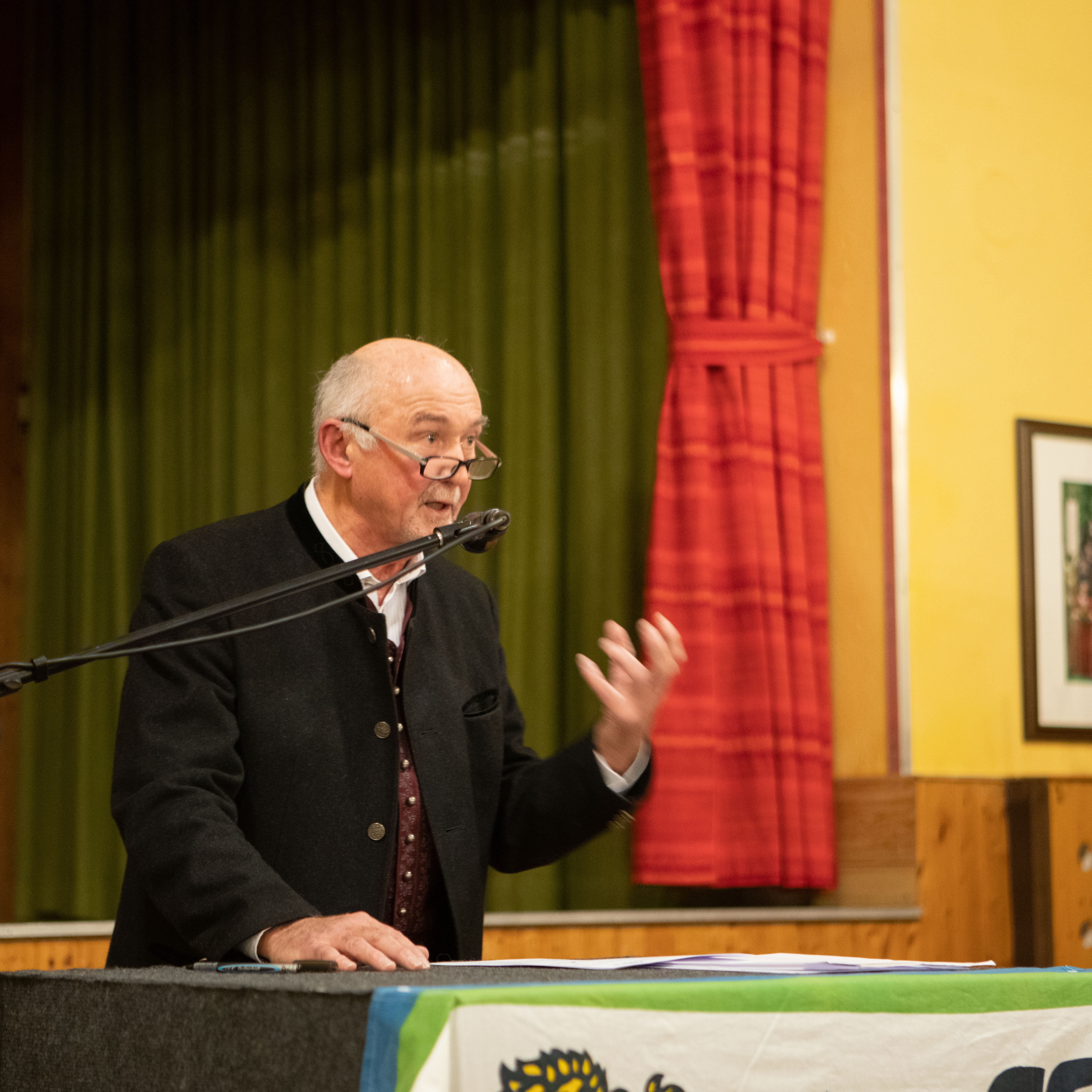 4n3a5201-2.jpg