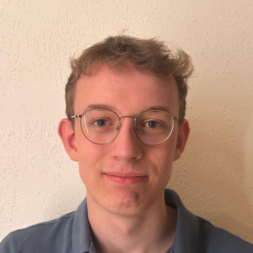 lukas-schmid.jpg