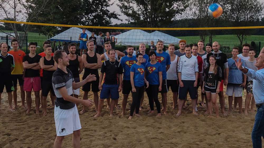 beachvolleyball.jpg